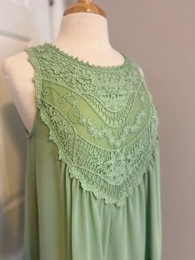 Pink Blush Crochet Lace Blouse in Mint Green | Size Small